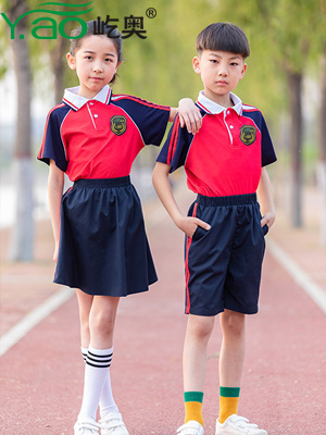 校服設(shè)計(jì)是否要考慮防水因素？
